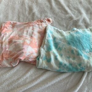 Aerie Tye Dye NWOT Hoodies 2 pack medium and xs